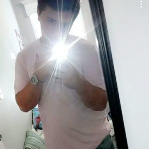 Meet your Posher, Dominique